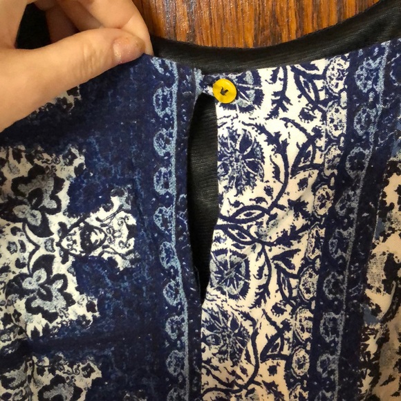 Patterned Romper - Picture 3 of 4